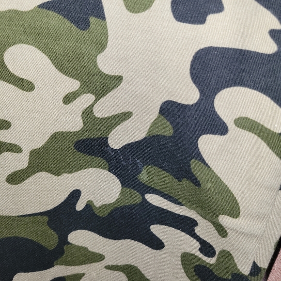 Camo stretch bootleg pant - Picture 5 of 7